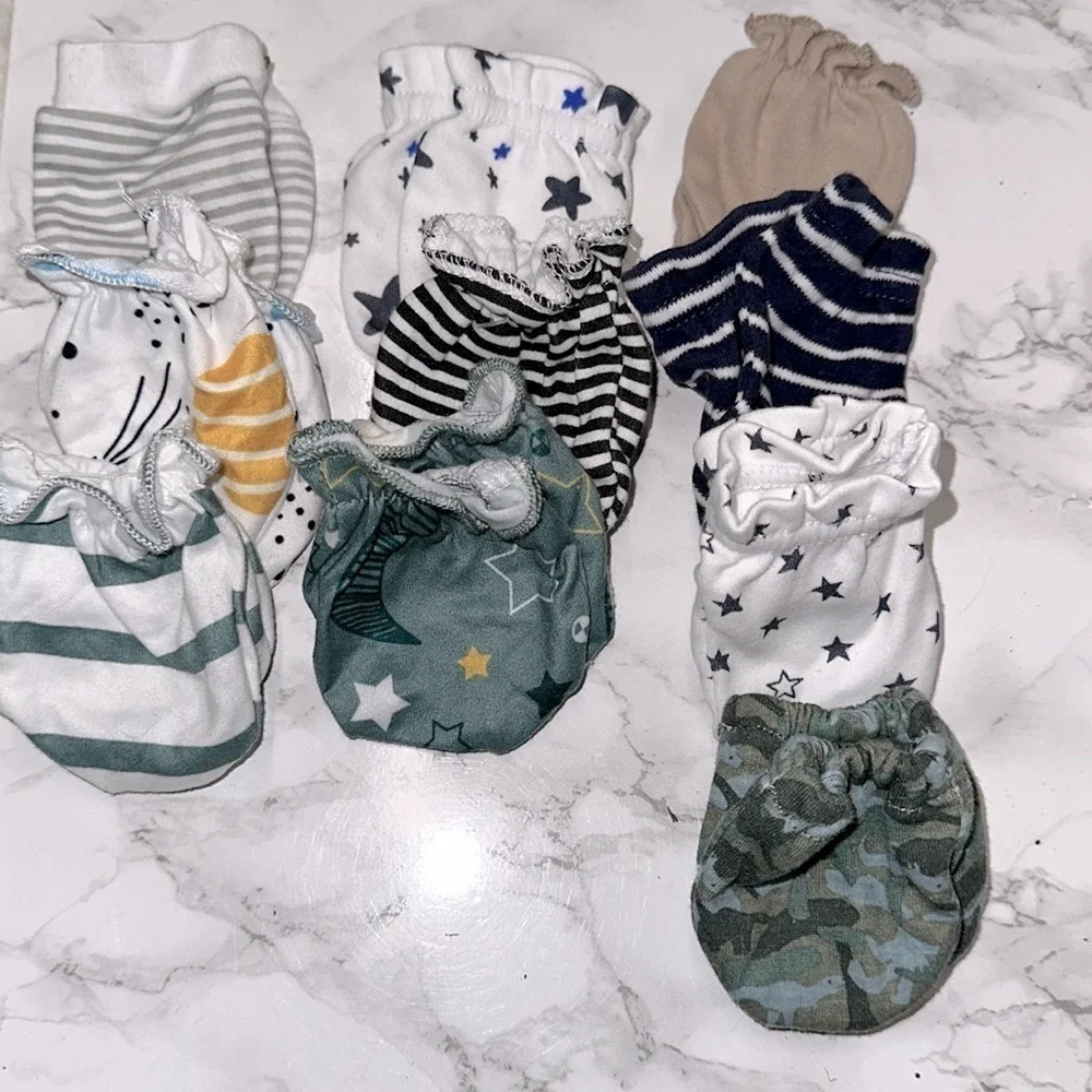 Assorted Baby Mittens Set